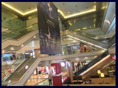 Shun Tak Centre has a shopping mall that attracts common people, and not only the super rich.